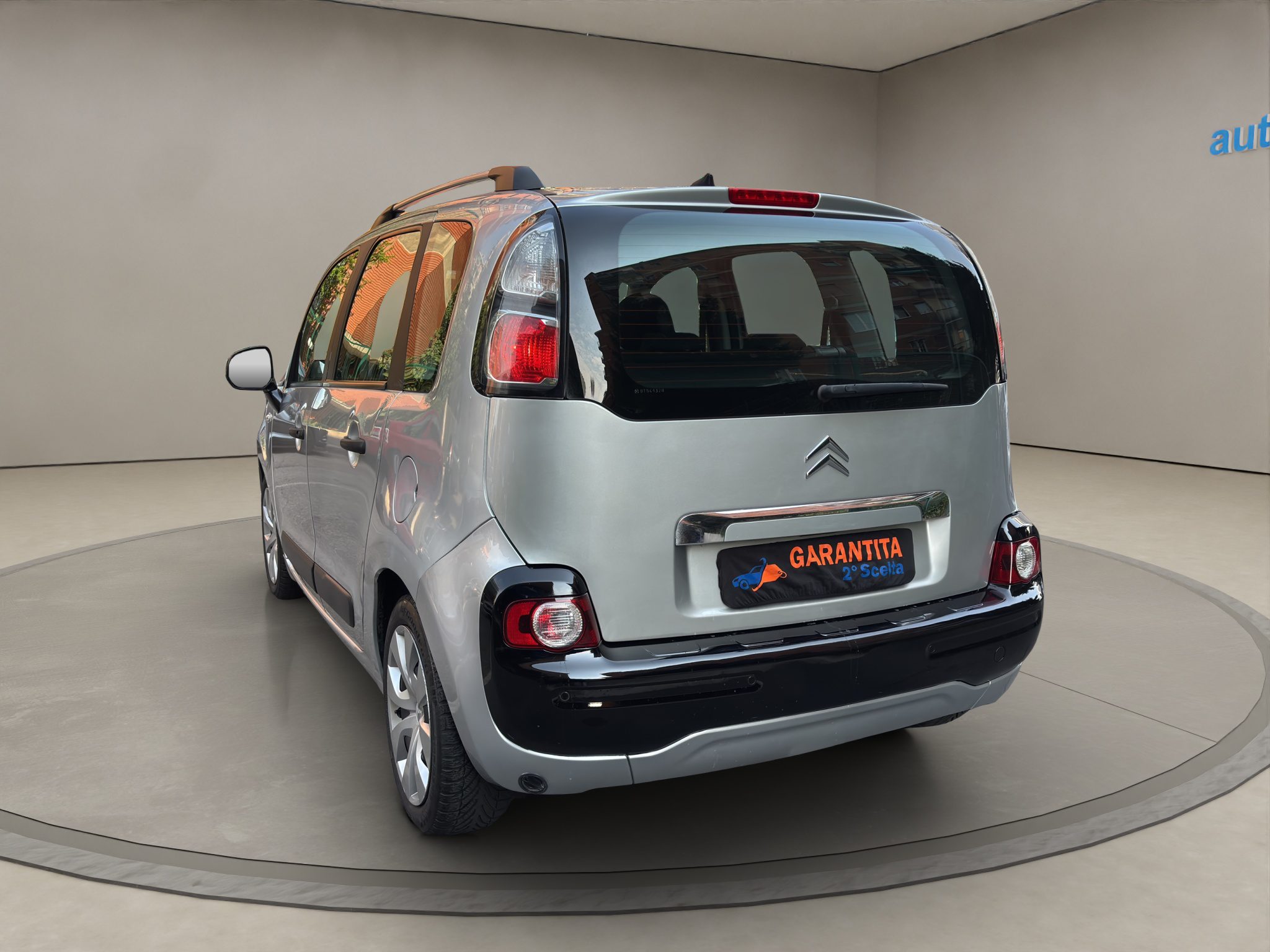 CITROENC3PICASSOGPL_04_converted